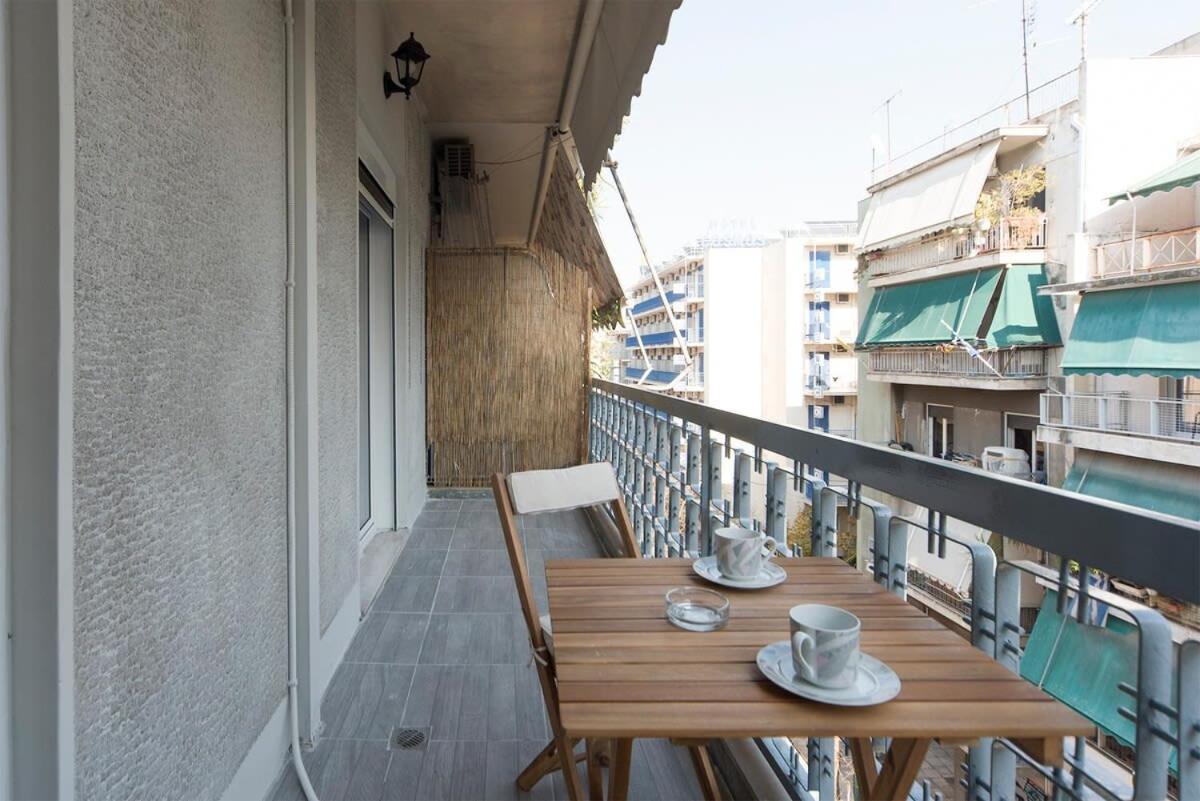 Central Apartment 3' To Metaksourgio Metro Station 雅典 外观 照片