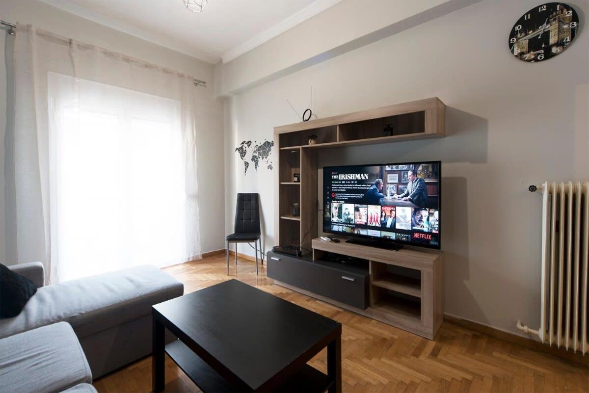 Central Apartment 3' To Metaksourgio Metro Station 雅典 外观 照片