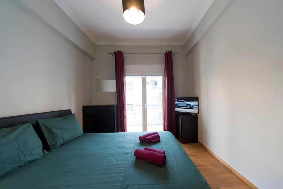 Central Apartment 3' To Metaksourgio Metro Station 雅典 外观 照片
